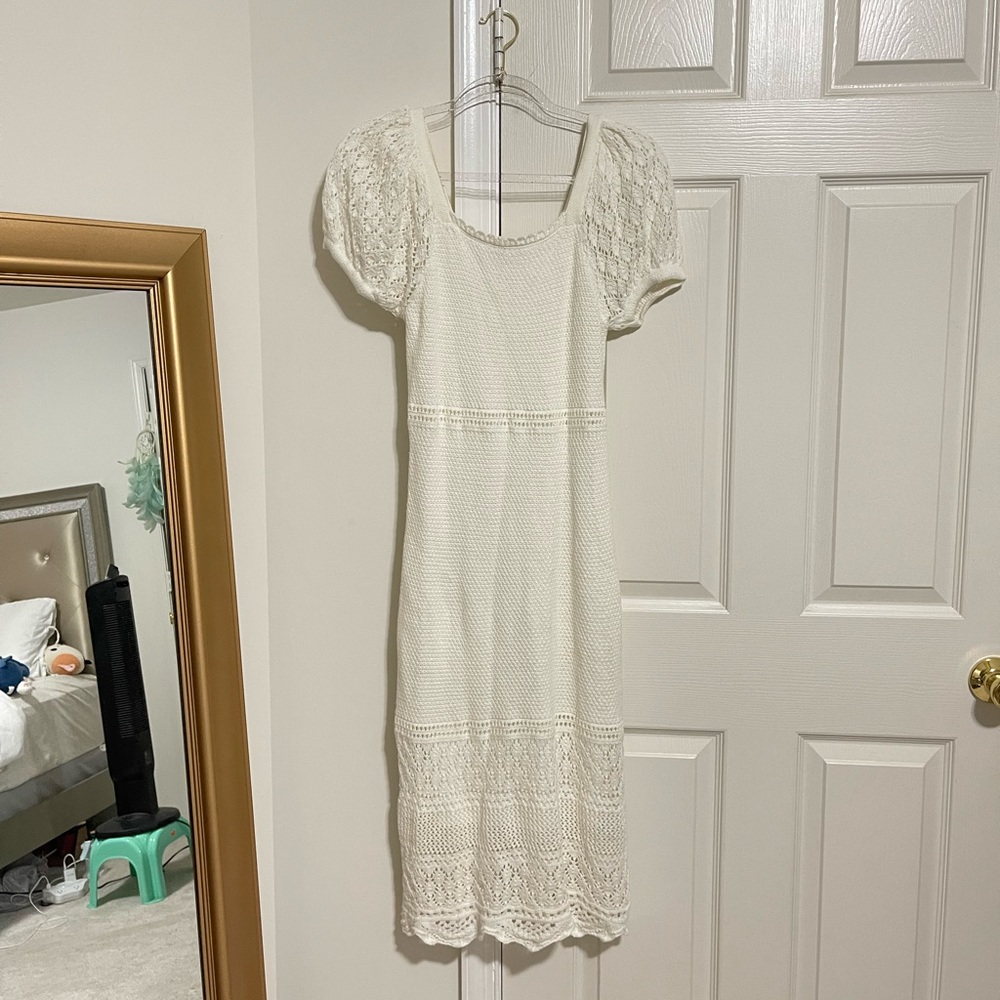 Freshman 1996 Women’s Medium White Crochet Knit Midi Dress (new without tag)